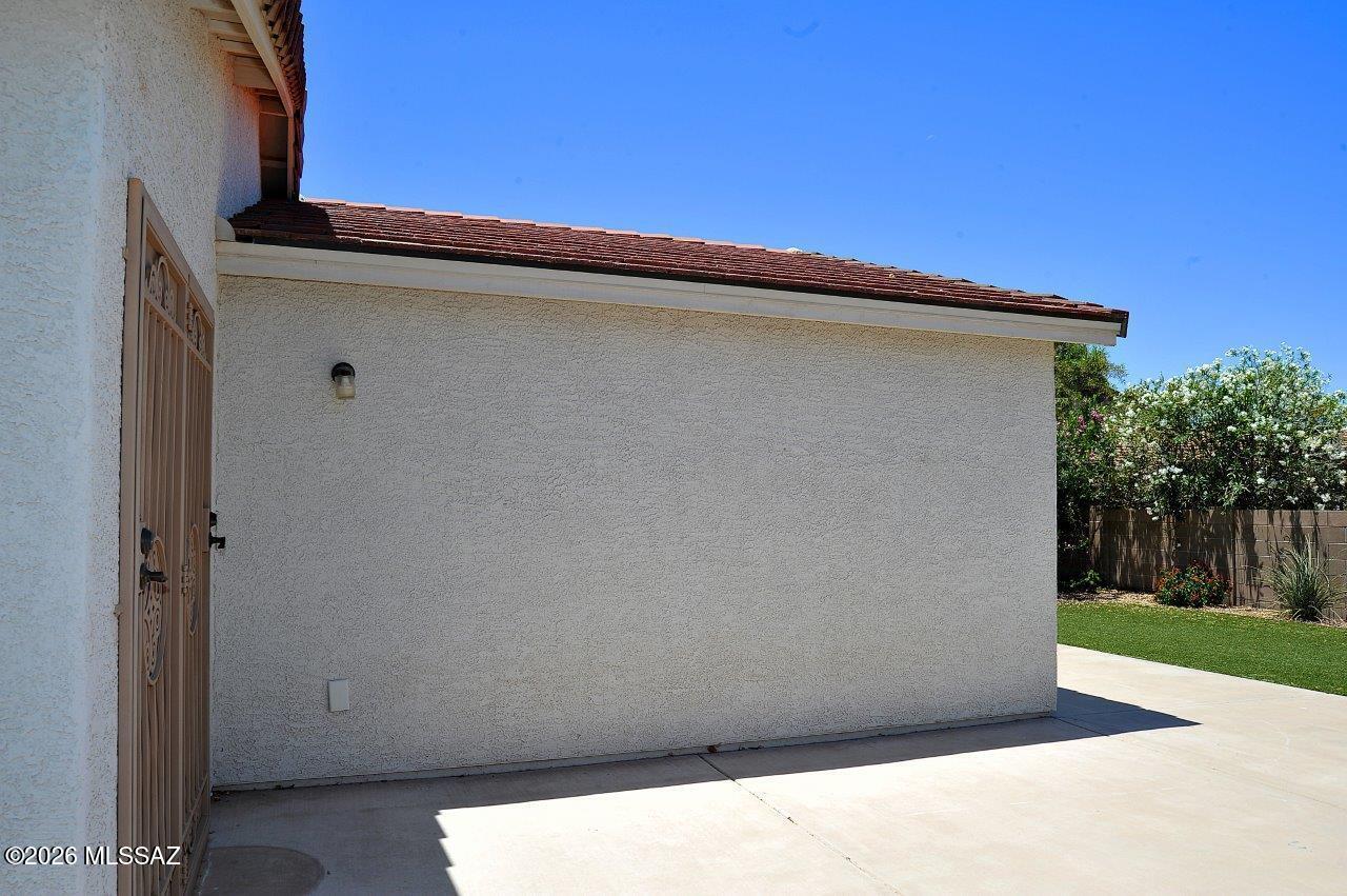 7740 West Oak Stream Road Tucson, AZ 85743 - Photo 37 of 40