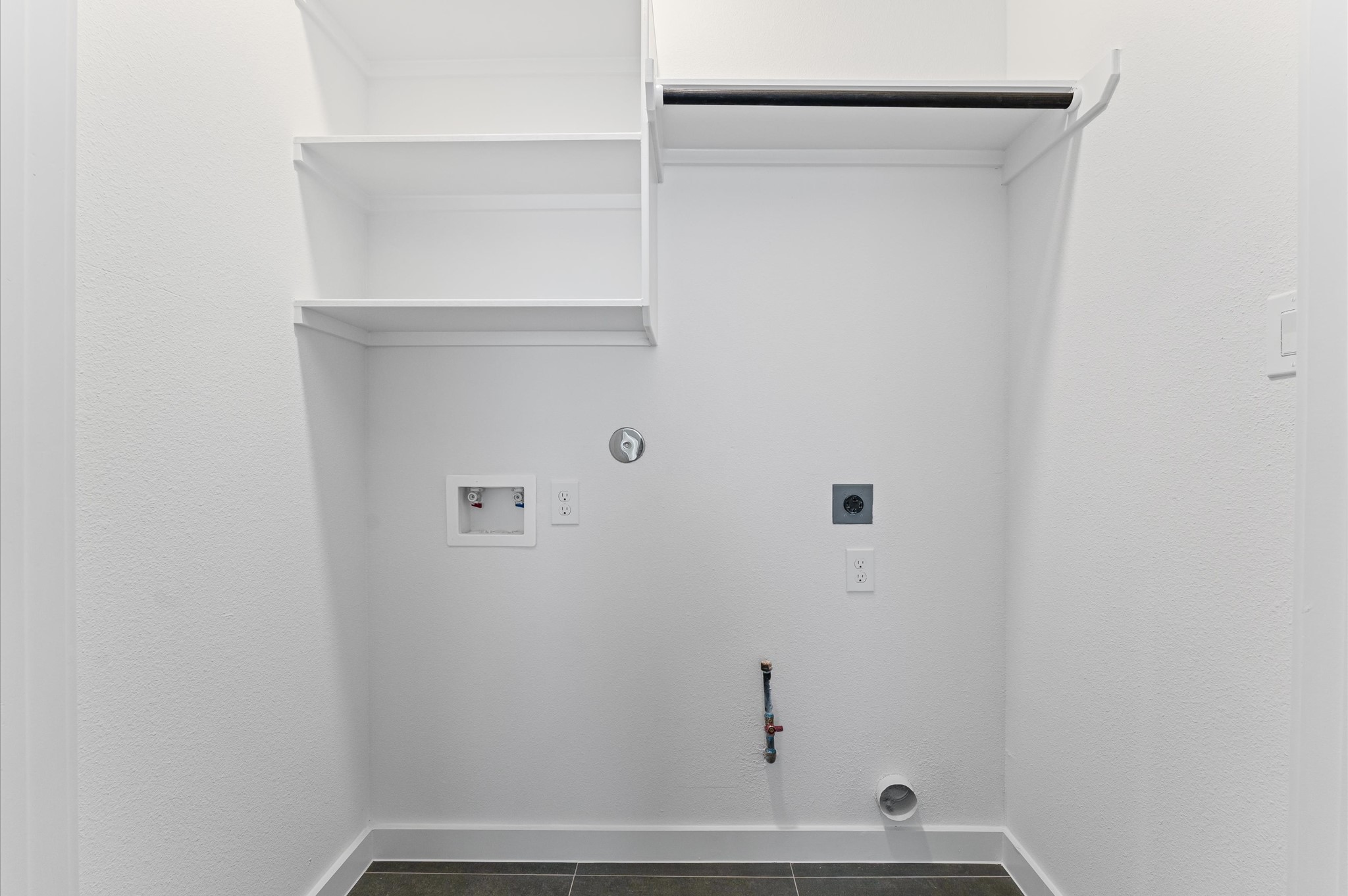 6423 Madrid Street Houston, TX 77021 - Photo 24 of 25 a view of a small space