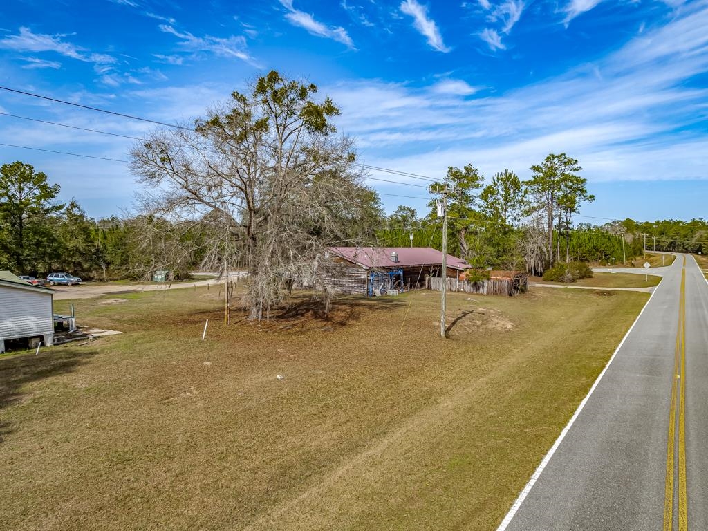 1832 Lakeview Point Road Quincy, FL 32351 - Photo 2 of 28