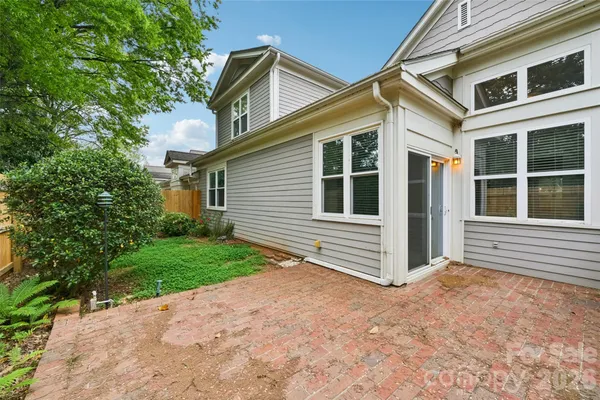 $600,000 | 7916 Village Harbor Drive, Cornelius, NC 28031