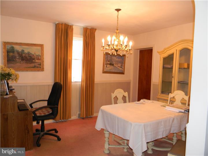 741 Winchester Road Broomall, PA 19008 - Photo 3 of 7 Gallery Image 3