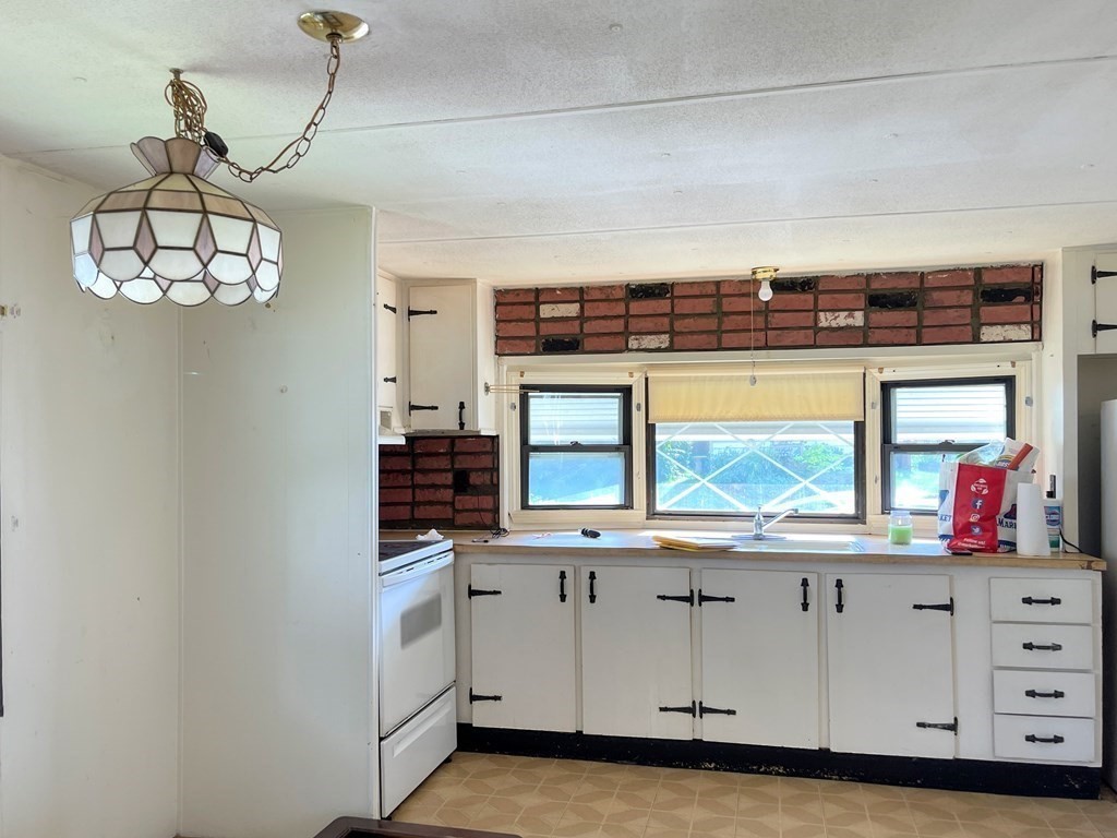 239 Ayer Road, Unit 26 Littleton, MA 01460 - Photo 5 of 14 Gallery Image 5