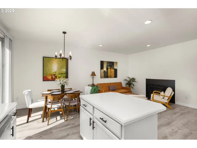 $379,950 | 3295 Southwest 179th Terrace, Beaverton, OR 97003