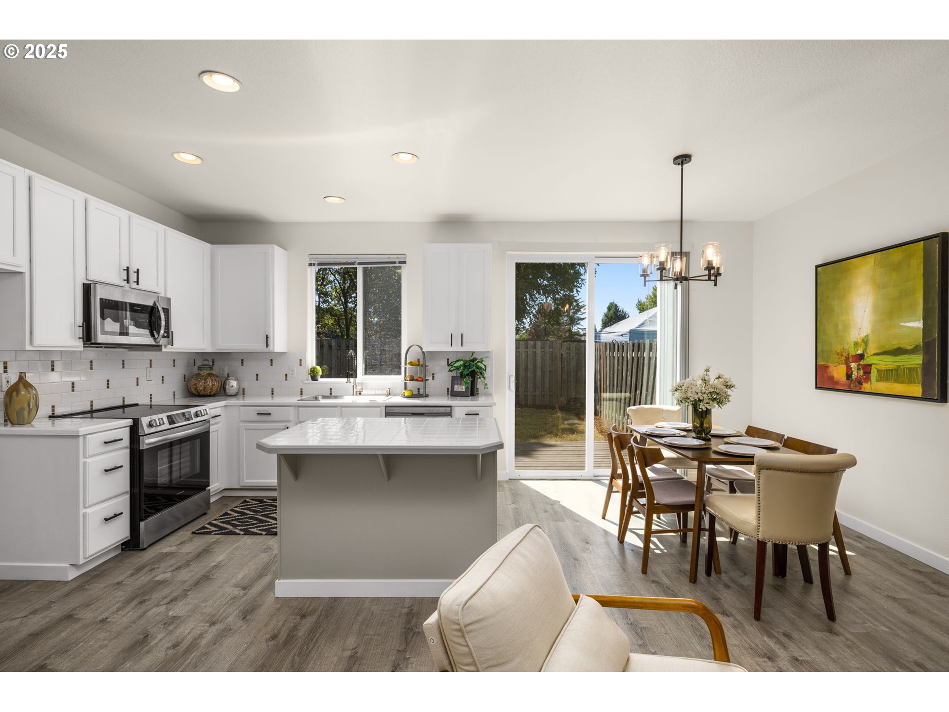 3295 Southwest 179th Terrace Beaverton, OR 97003 - Photo 8 of 27