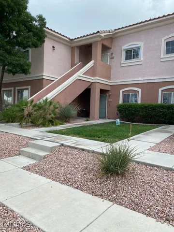 $1,675 | 10525 Autumn Pine Avenue, Unit 205, Las Vegas, NV 89144