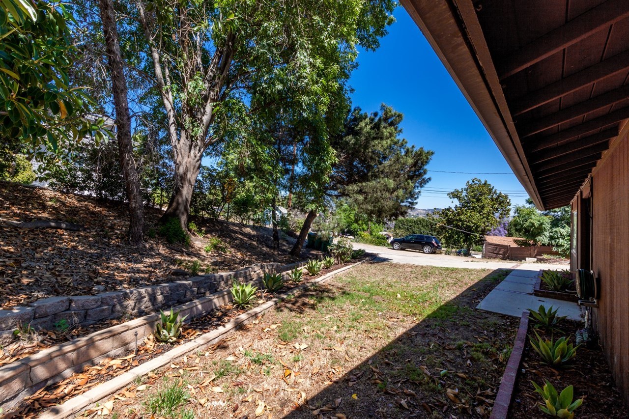 8533 Golden Ridge Road Lakeside, CA 92040 - Photo 3 of 18