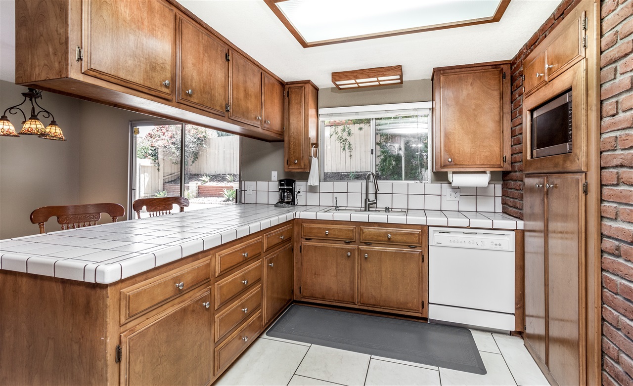 8533 Golden Ridge Road Lakeside, CA 92040 - Photo 7 of 18