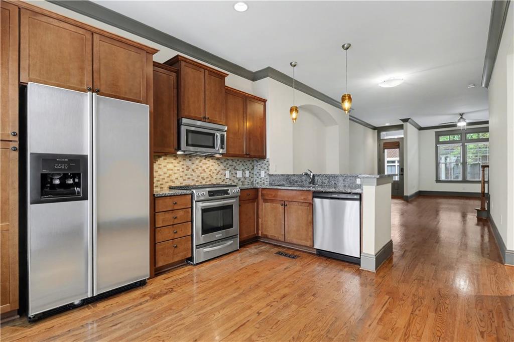 4657 Magnolia Commons Atlanta, GA 30338 - Photo 5 of 17