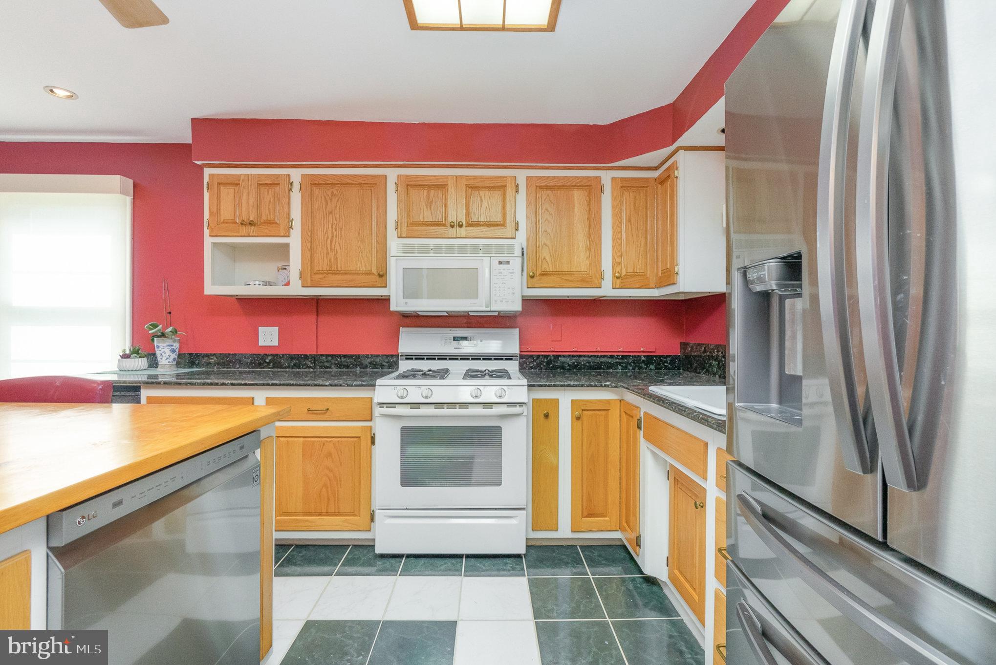 22 Belfast Road Lutherville-Timonium, MD 21093 - Photo 10 of 39 Gallery Image 10