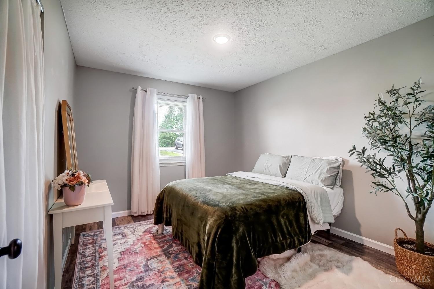 6173 Springdale Road Cincinnati, OH 45247 - Photo 39 of 73