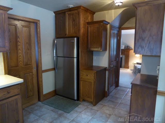 647 East Gunn Road Rochester, MI 48306 - Photo 4 of 26