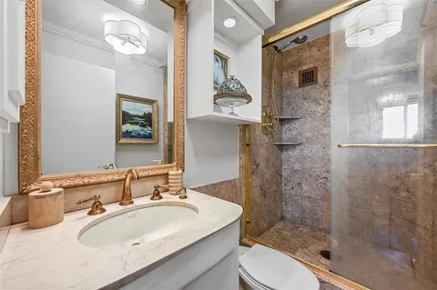 $399,000 | 3883 Turtle Creek Boulevard, Unit 2015, Dallas, TX 75219