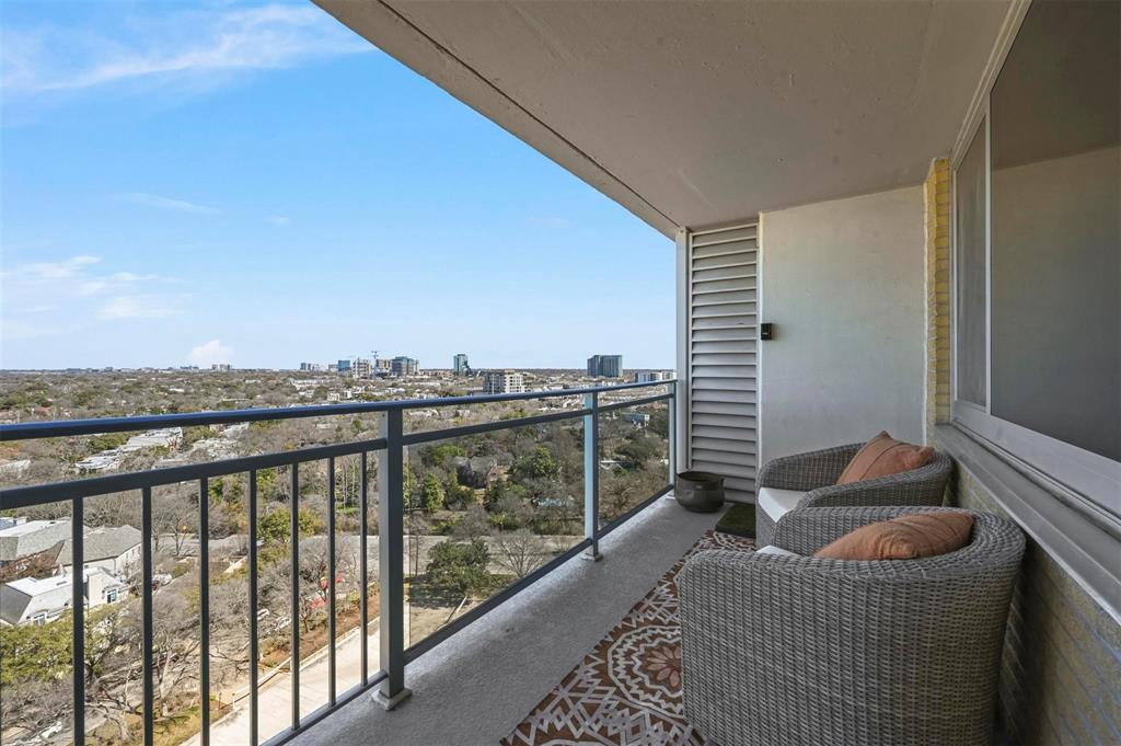 3883 Turtle Creek Boulevard, Unit 2015 Dallas, TX 75219 - Photo 21 of 31 View of balcony