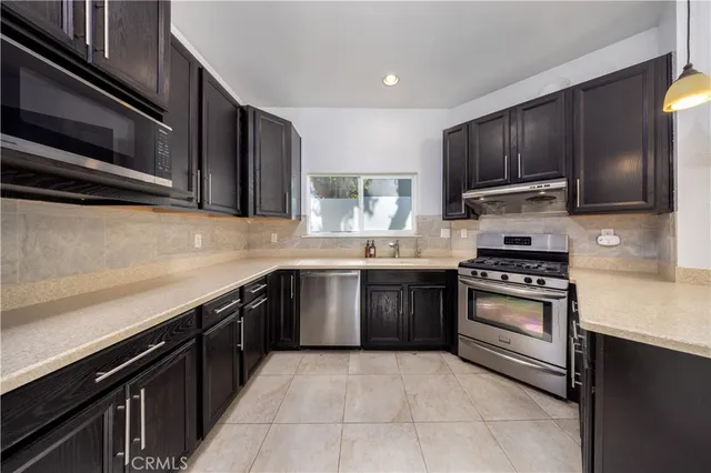 $550,000 | 17 Blackbird Lane, Pomona, CA 91766