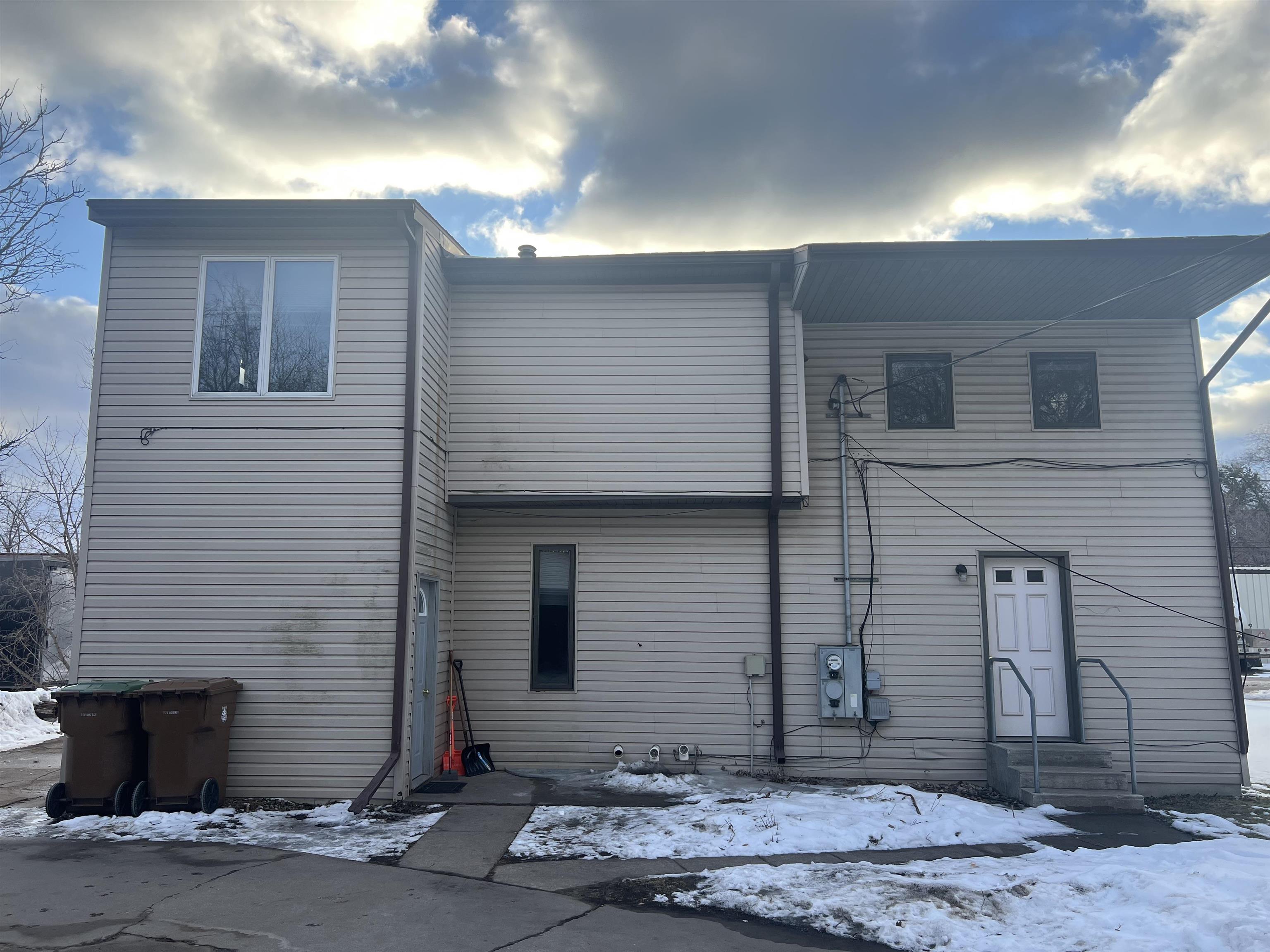 2165 Prairie Street Stevens Point, WI 54481 - Photo 2 of 11
