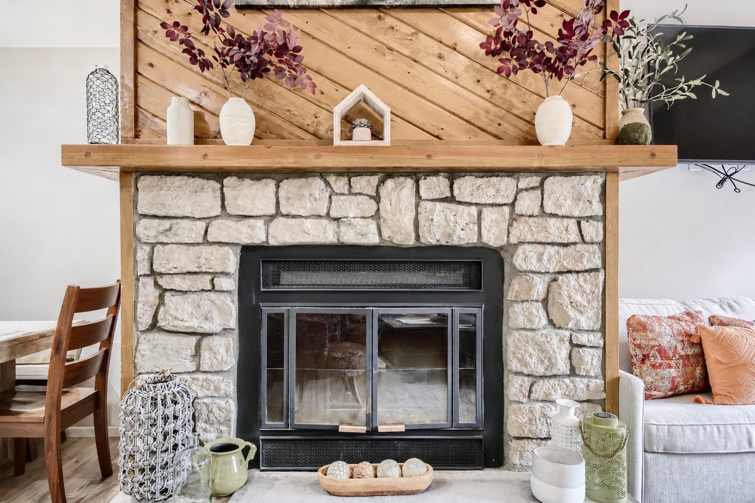 10500 Ryan Gulch Road, Unit J103 Silverthorne, CO 80498 - Photo 9 of 24