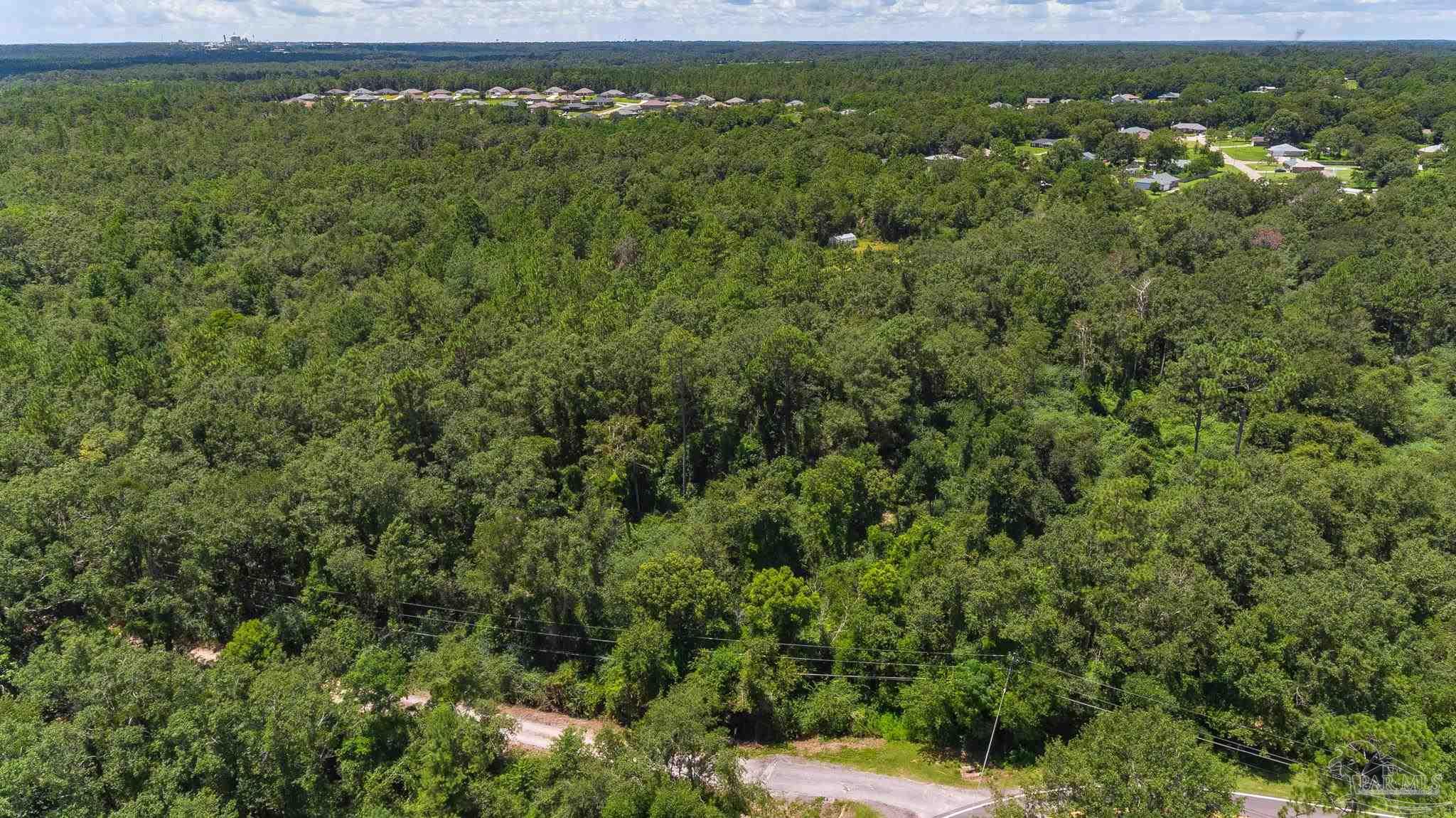 1877 Parker Road Cantonment, FL 32533 - Photo 12 of 50