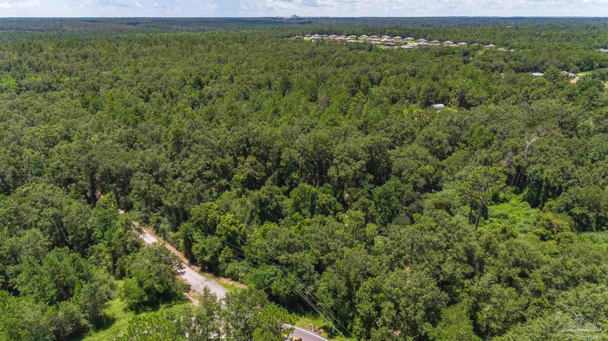 1877 Parker Road Cantonment, FL 32533 - Photo 5 of 50