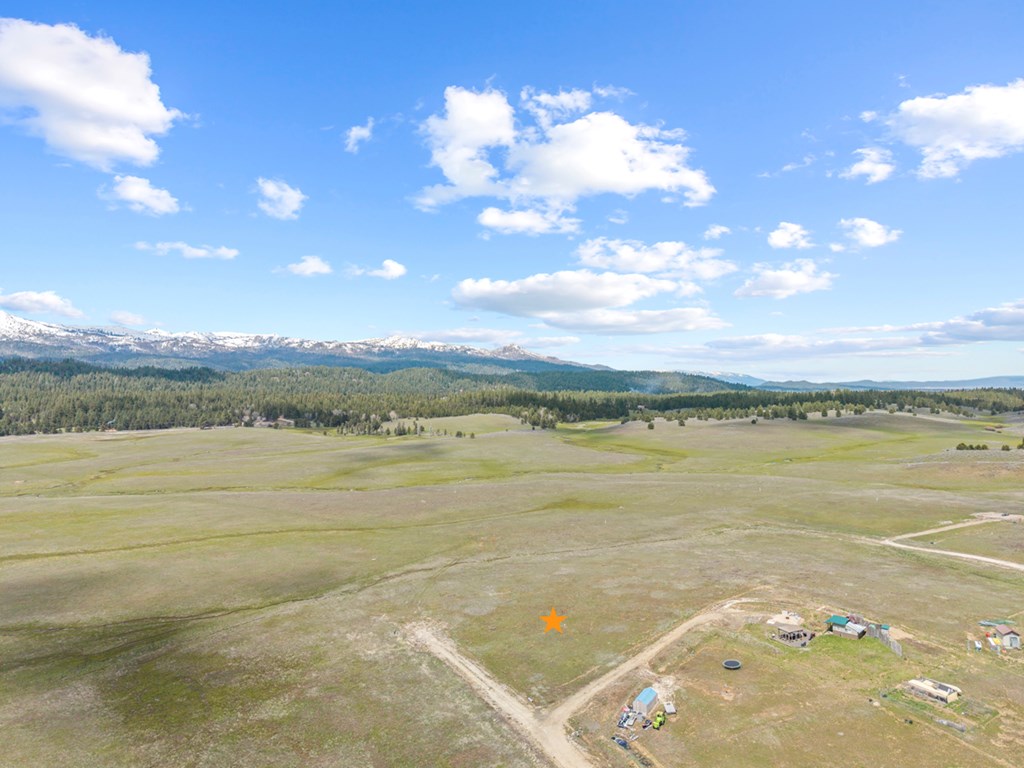 32 Philadelphia Lane, Unit 9 Cascade, ID 83611 - Photo 2 of 15 2.7 Acres