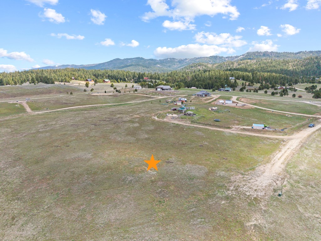32 Philadelphia Lane, Unit 9 Cascade, ID 83611 - Photo 4 of 15 Looking East and North