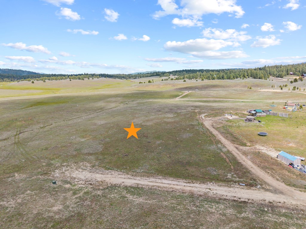 32 Philadelphia Lane, Unit 9 Cascade, ID 83611 - Photo 6 of 15 Looking North