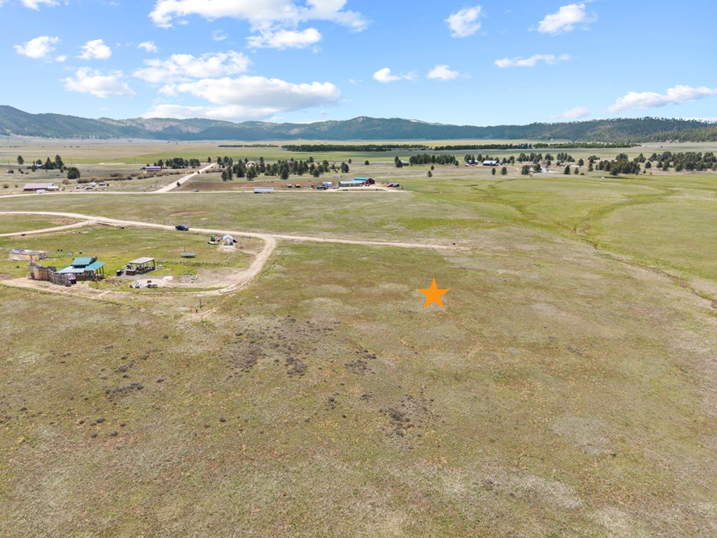 32 Philadelphia Lane, Unit 9 Cascade, ID 83611 - Photo 7 of 15 Looking South
