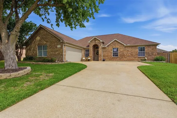 $369,000 | 6413 Morning Dew Drive, Midlothian, TX 76065
