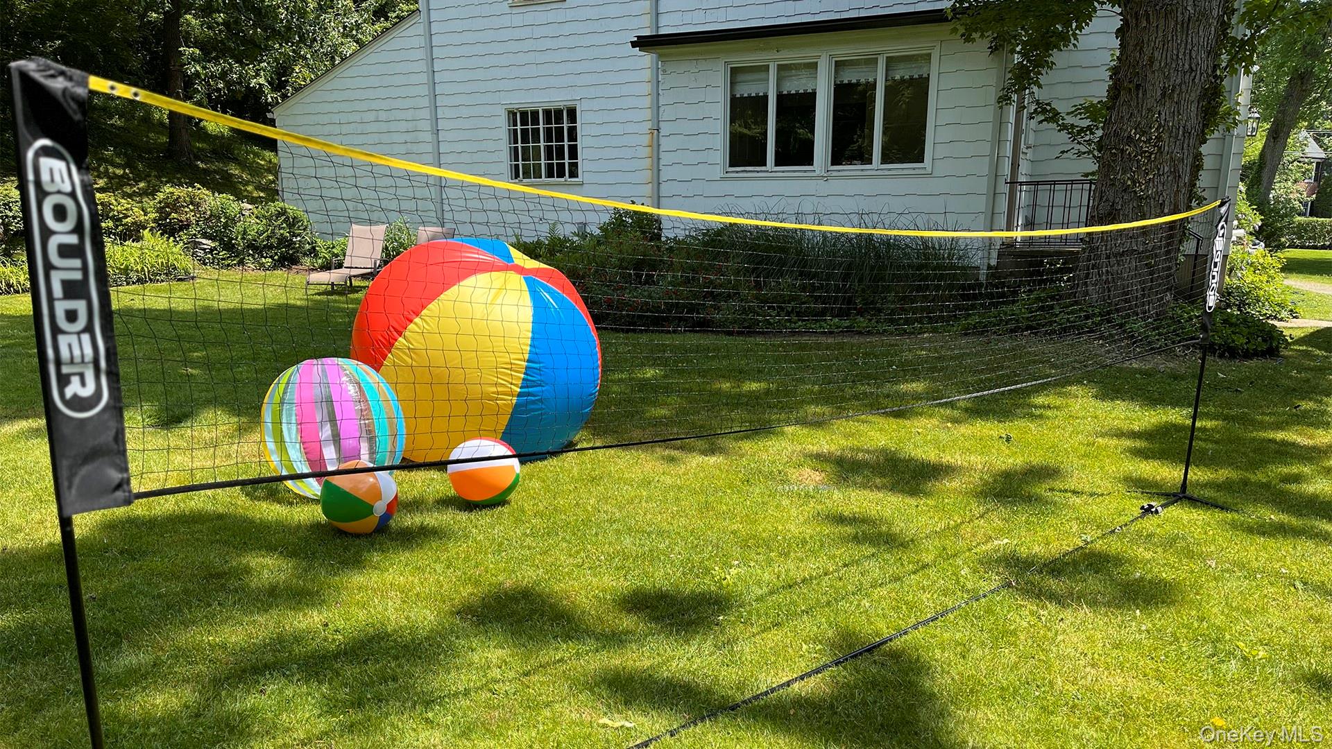 8 Holly Lane Rye, NY 10580 - Photo 26 of 27 Spacious garden with lots of space to play