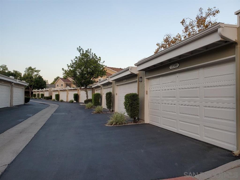 13388 Birch Tree Lane Poway, CA 92064 - Photo 14 of 18