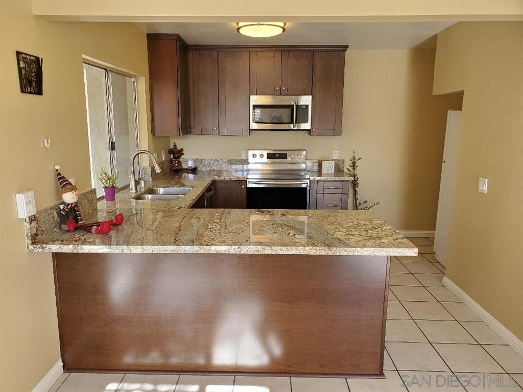 13388 Birch Tree Lane Poway, CA 92064 - Photo 6 of 18
