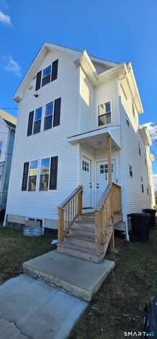 $2,500 | 99 Johnson Street, Unit 1, Bridgeport, CT 06604