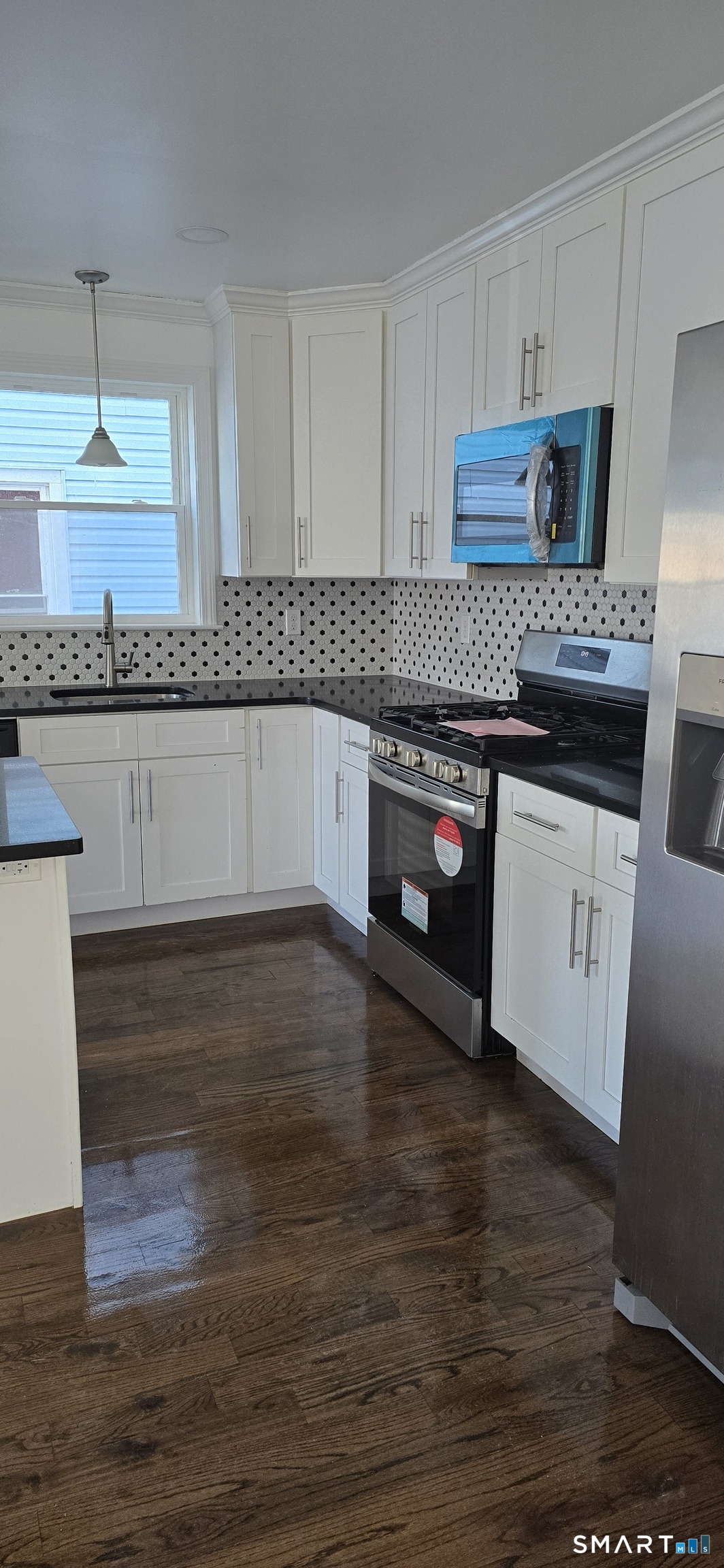 99 Johnson Street, Unit 1 Bridgeport, CT 06604 - Photo 4 of 11