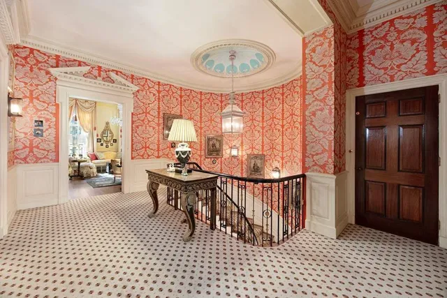 a house view with a outdoor space