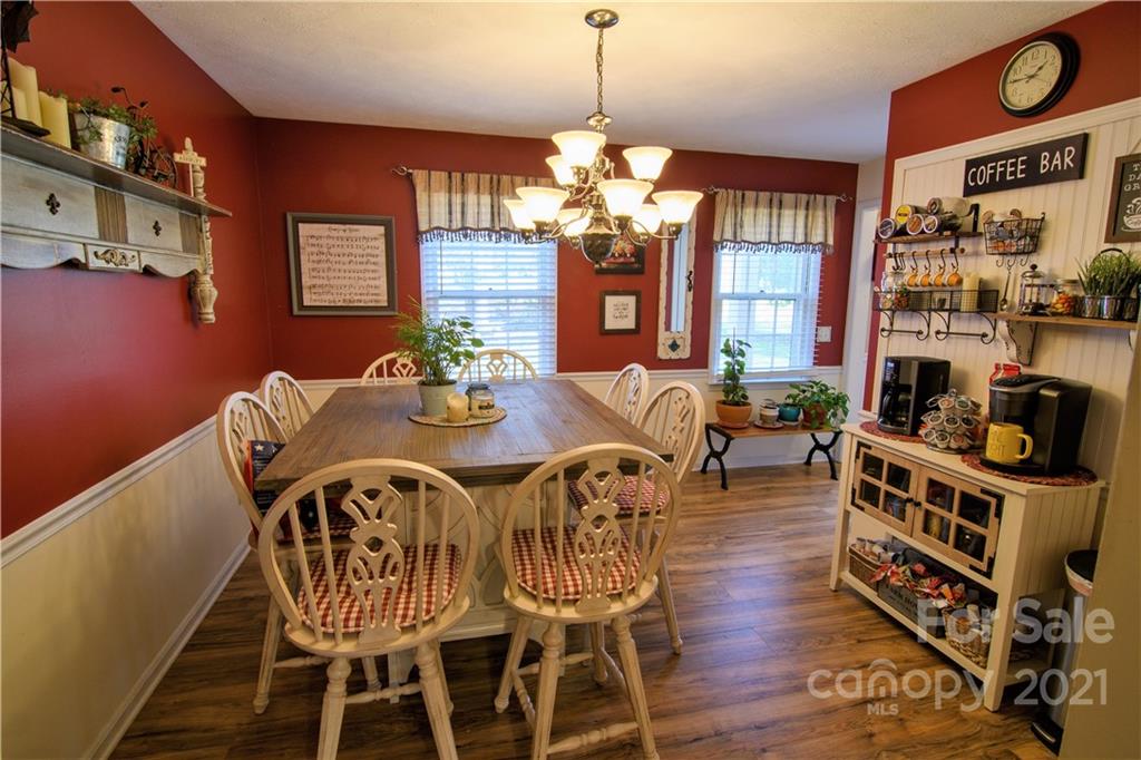 1103 North Rugby Road Hendersonville, NC 28791 - Photo 8 of 18 Gallery Image 8