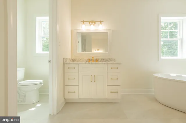 $1,129,000 | 1687 O'Day Lane, Garnet Valley, PA 19060