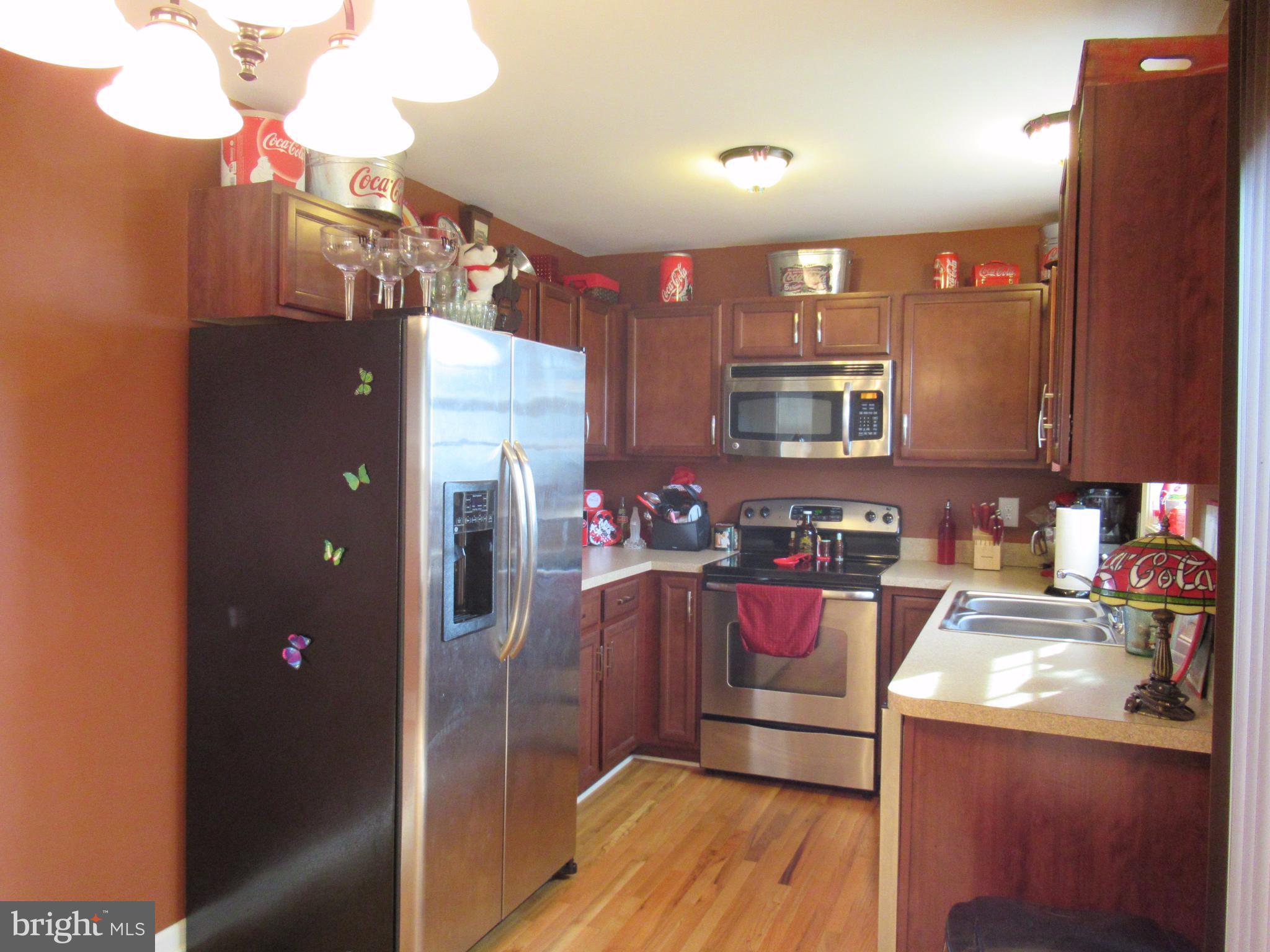 71 Job Inwood, WV 25428 - Photo 6 of 21 Stainless steel appliances