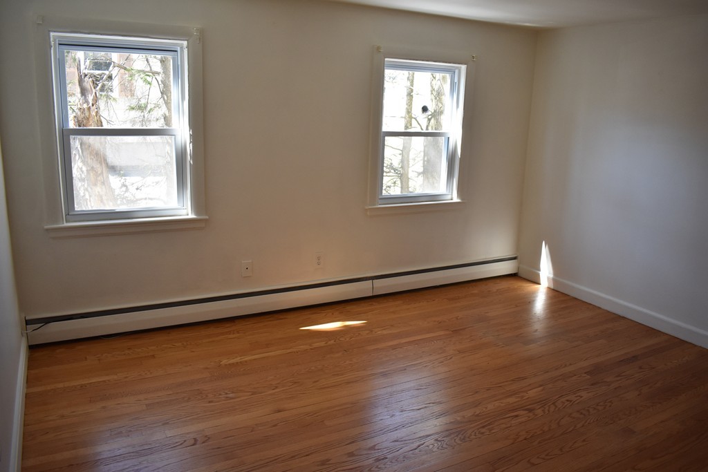 3 Antrim Road Framingham, MA 01701 - Photo 15 of 30 Gallery Image 15