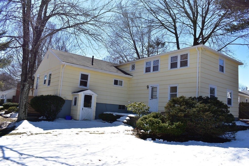3 Antrim Road Framingham, MA 01701 - Photo 7 of 30 Gallery Image 7