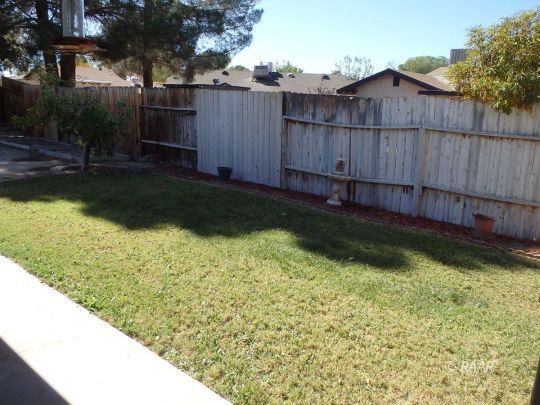 537 North Rio Bravo Street Ridgecrest, CA 93555 - Photo 31 of 35 a view of a backyard