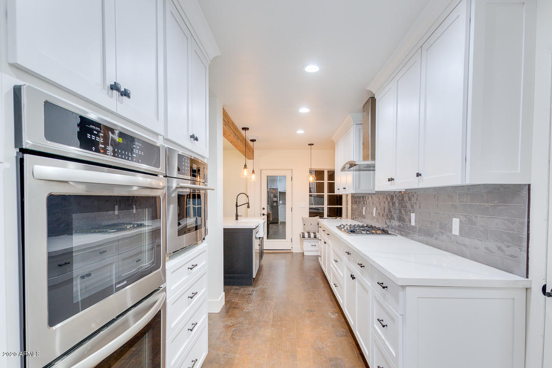 5323 North 6th Street Phoenix, AZ 85012 - Photo 11 of 48 Double Ovens