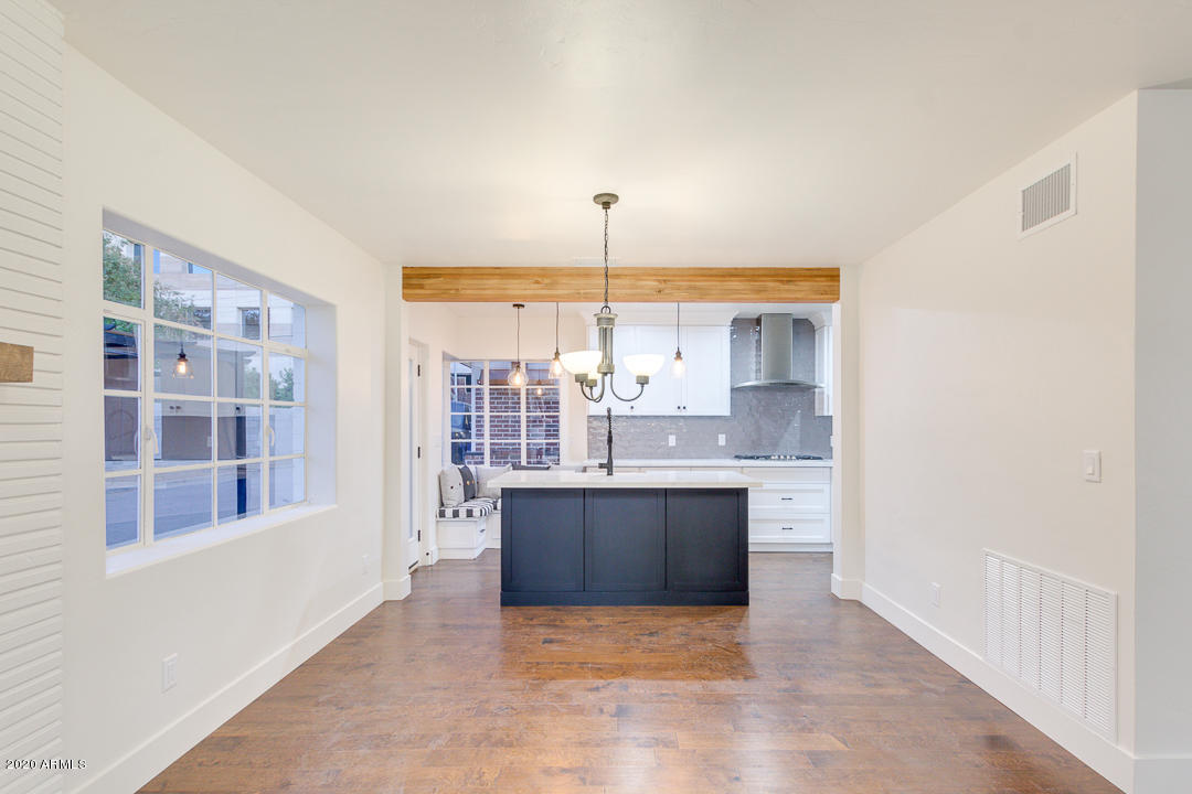 5323 North 6th Street Phoenix, AZ 85012 - Photo 18 of 48 Dining
