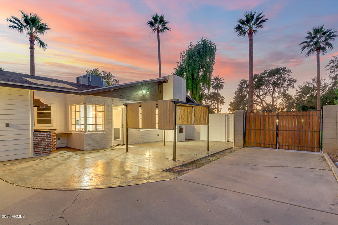 5323 North 6th Street Phoenix, AZ 85012 - Photo 40 of 48 RV Gate