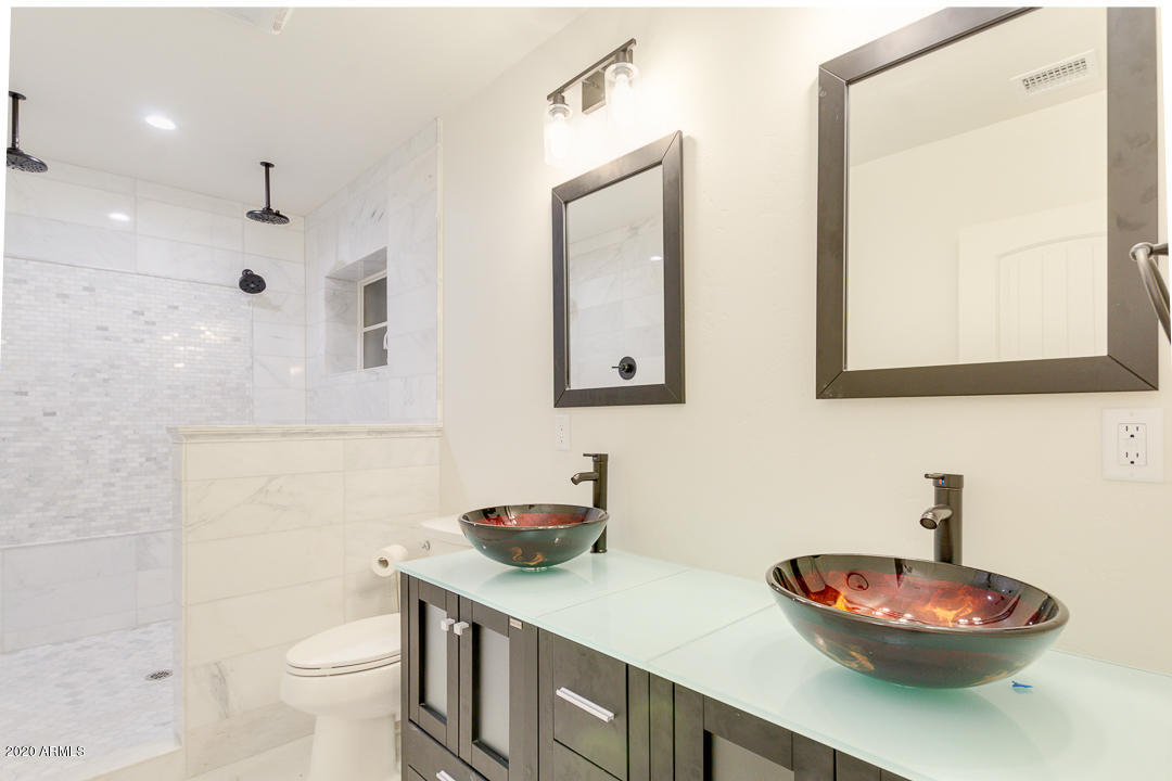 5323 North 6th Street Phoenix, AZ 85012 - Photo 5 of 48 Remodeled Bath