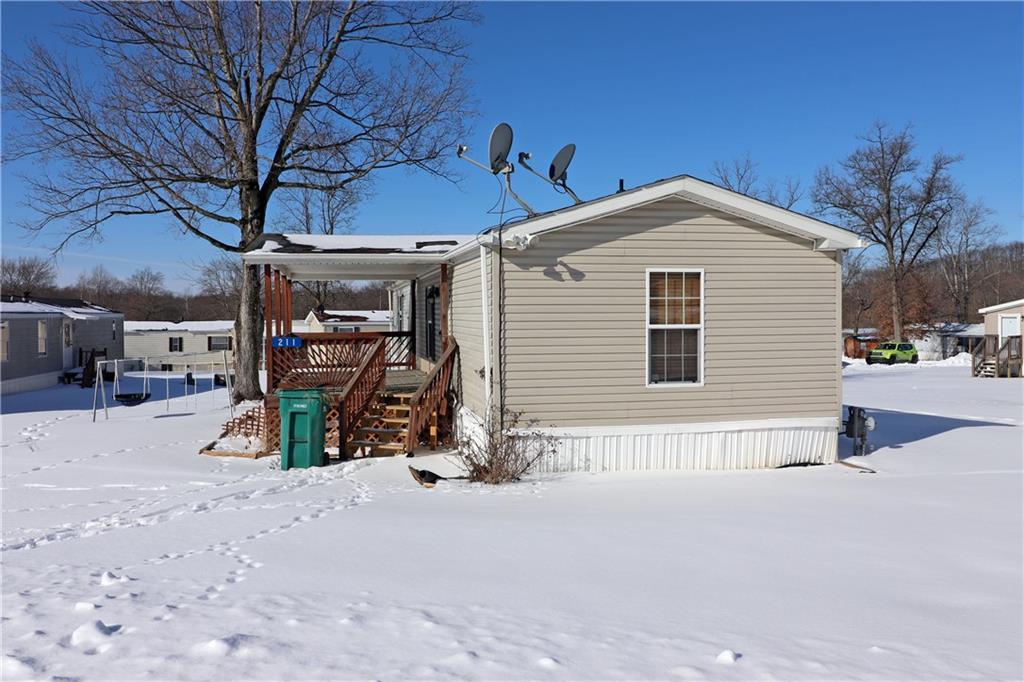 211 Brown Street Derry, PA 15627 - Photo 2 of 19