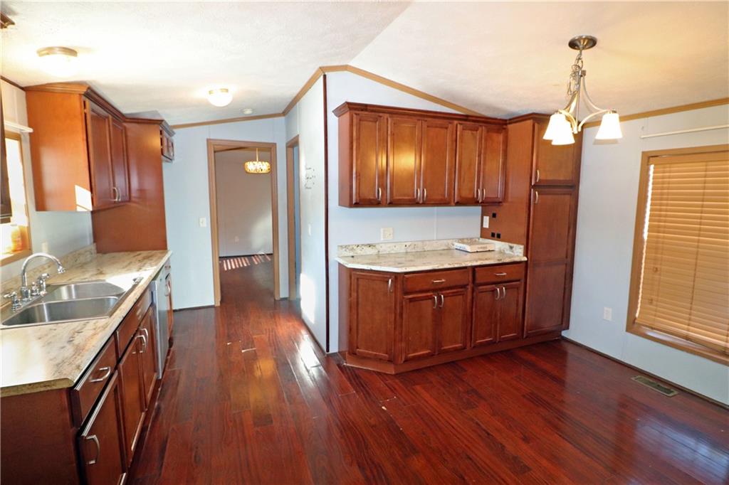 211 Brown Street Derry, PA 15627 - Photo 4 of 14