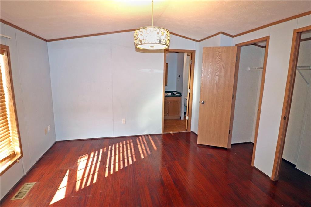 211 Brown Street Derry, PA 15627 - Photo 9 of 19