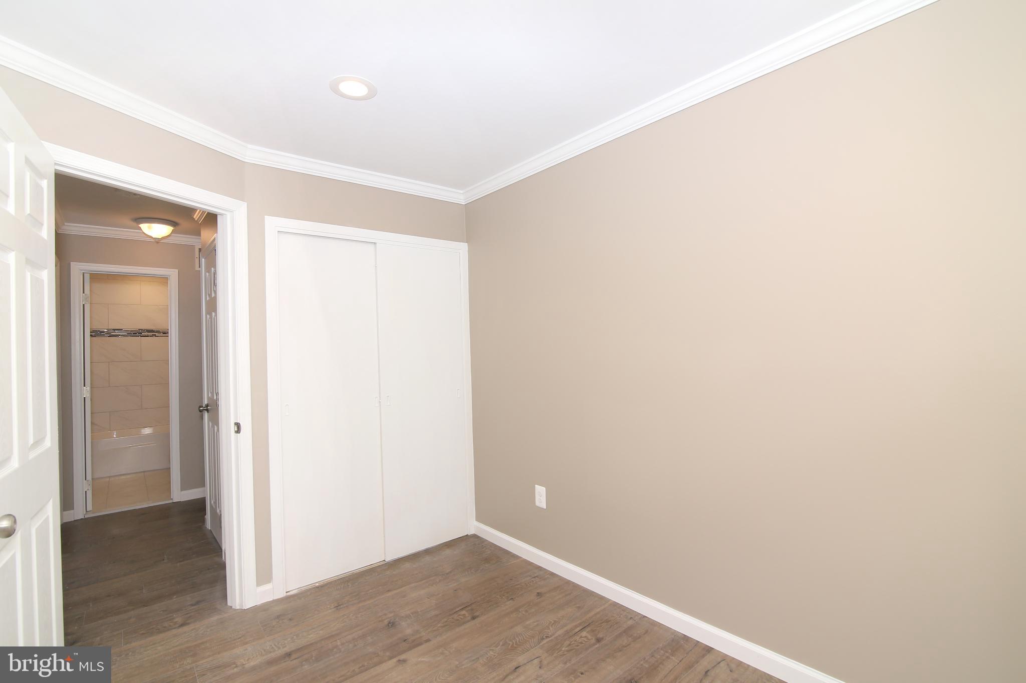 5535 Belfast Place Springfield, VA 22151 - Photo 22 of 41 Main Level Bedroom 2