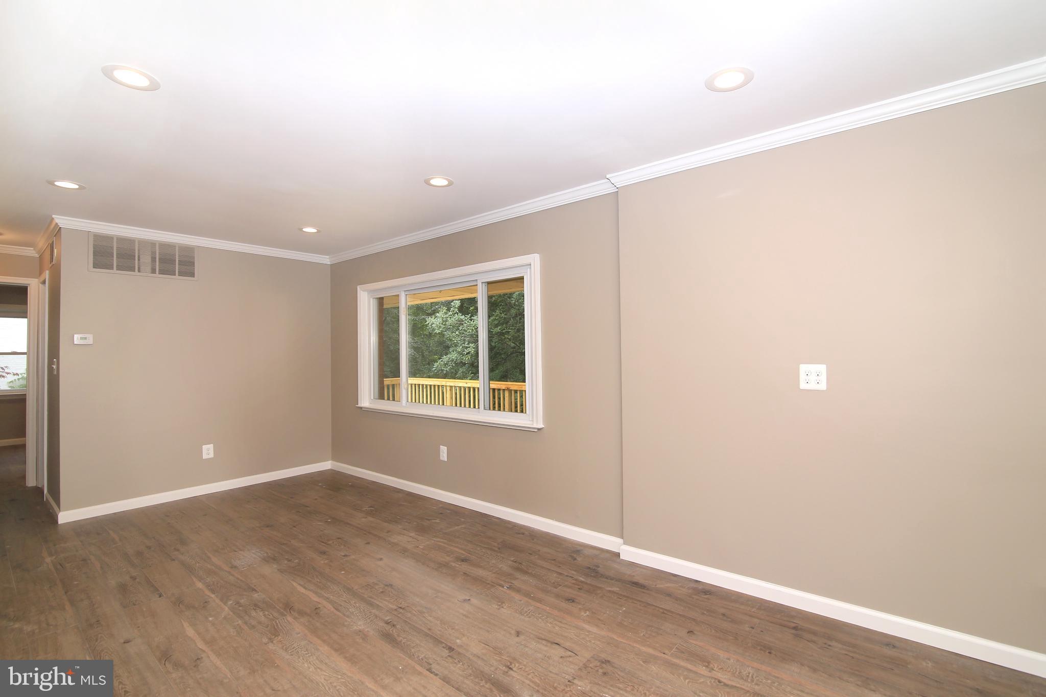 5535 Belfast Place Springfield, VA 22151 - Photo 10 of 41 Dining Room