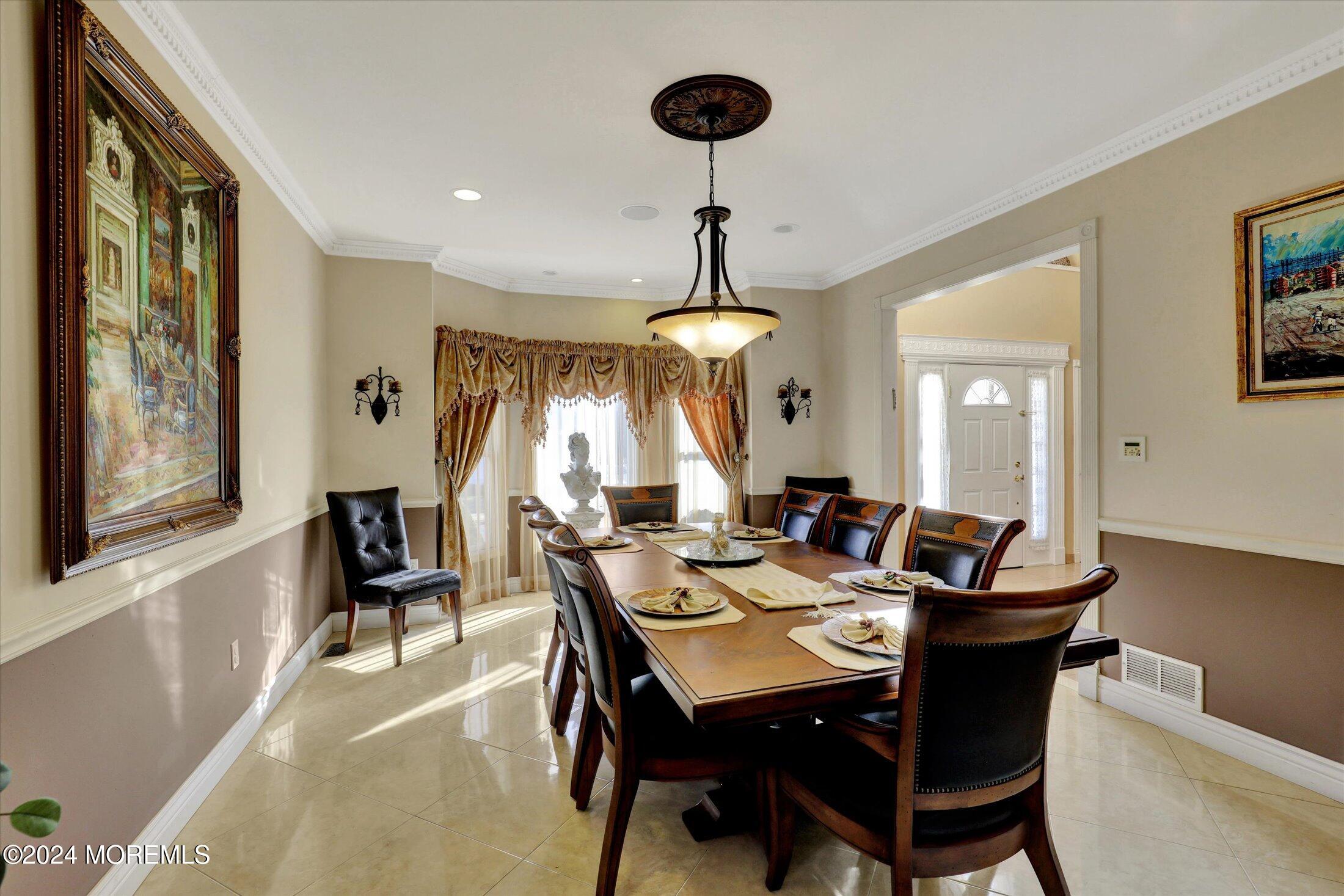 60 Bloomfield Road Manalapan, NJ 07726 - Photo 9 of 49 10-Dining Room