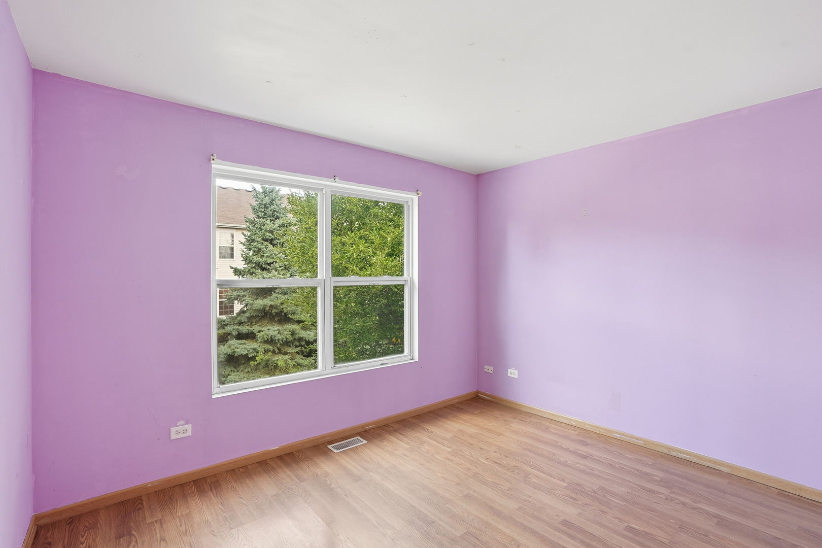 1986 Brimstone Road Romeoville, IL 60446 - Photo 19 of 32 a view of a room with a window